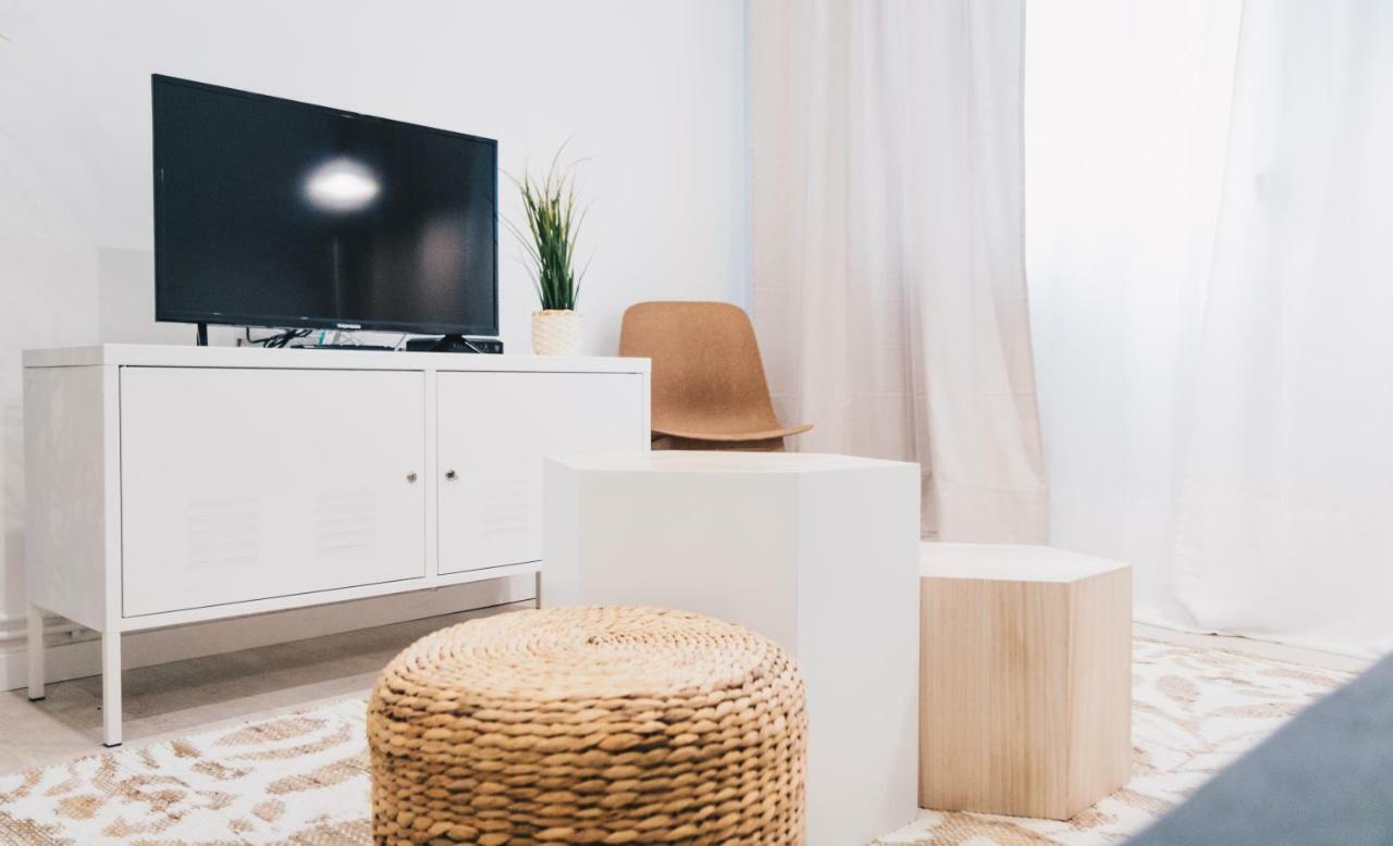 Altair Apartment By People Rentals Bilbao Buitenkant foto